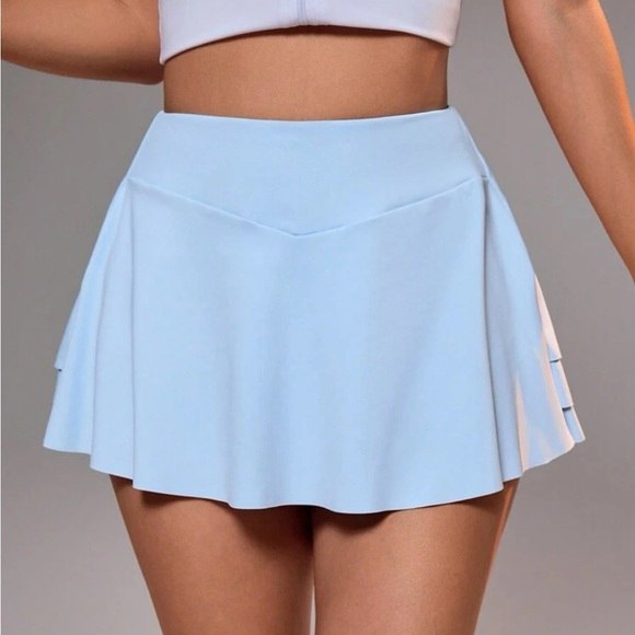 Women's Solid Color Multi-Layer Ruffled Sports Skirt - Picture 4 of 5